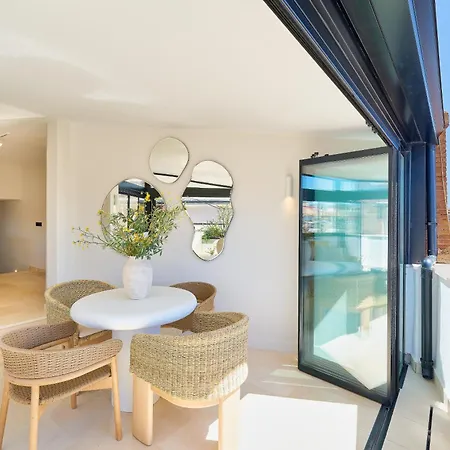 Santos 7 - Bright 2-bedroom Duplex With Two Terraces Apartment